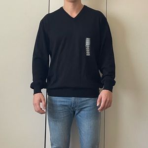 Giorgiolini V-Neck Merino Wool Black Sweater Brand New with Tags